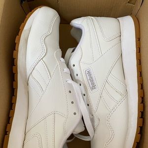 Reebok white 6.5
